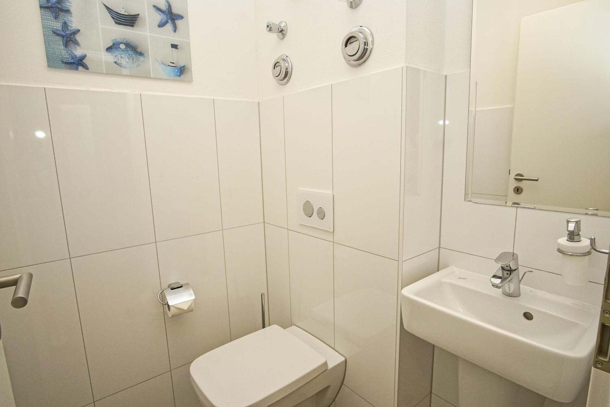 Balkon, Gratis Nutzung Vom Ahoi Erlebnisbad Und Sauna In Sellin- Meeresblick Fewo 59 غورين المظهر الخارجي الصورة